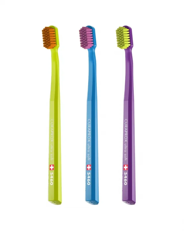 Curaprox fogkefe CS5460 2+1db